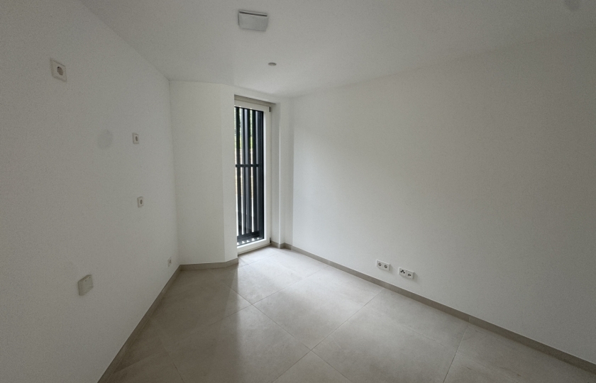 Image 47833/5
