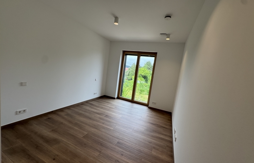 Image 48419/11
