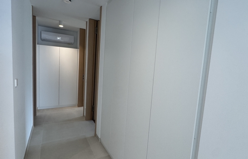 Image 48425/17