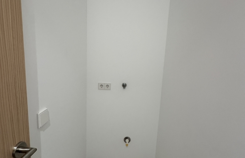 Image 48427/19