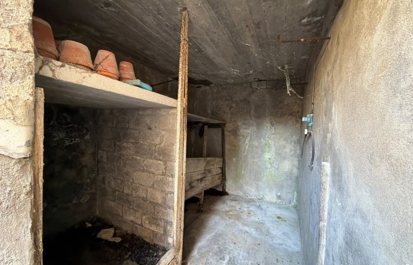 Image 49358/25