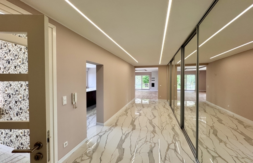 Image 49418/3