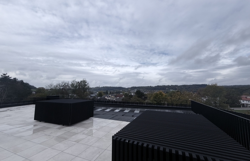 Image 49470/24